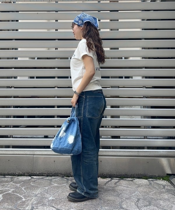 チナツさんの「BEAMS WOMEN｜ARROW NOVELTY / 別注 コンチョ コンビ ブレスレット」を使ったコーディネート