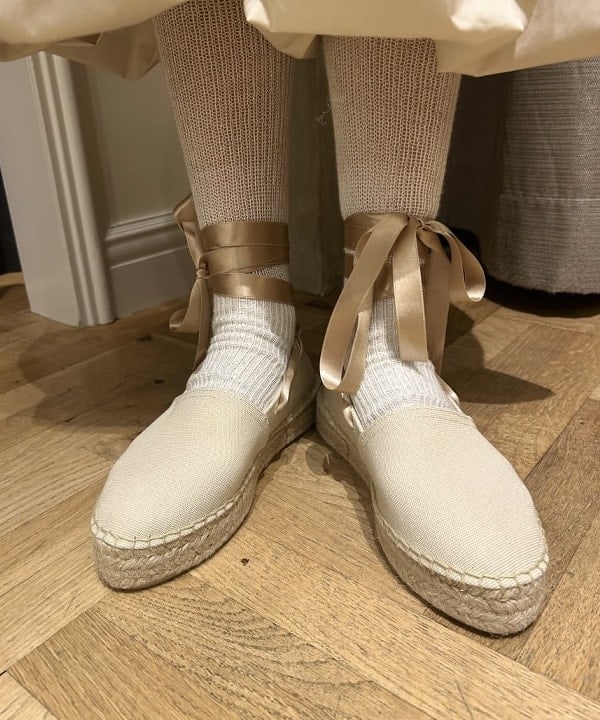 MATSUMOTO AMIさんの「BEAMS WOMEN｜レースアップ エスパドリーユ」を使ったコーディネート