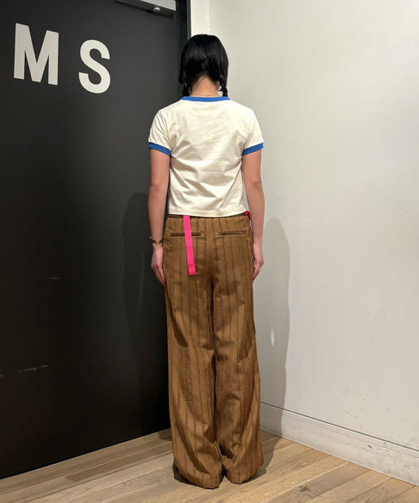 sakuraさんの「BEAMS WOMEN｜ストライプ ジャカード ワイド パンツ」を使ったコーディネート