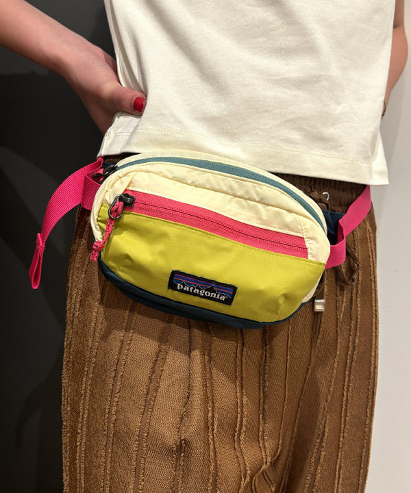 sakuraさんの「BEAMS WOMEN｜ストライプ ジャカード ワイド パンツ」を使ったコーディネート