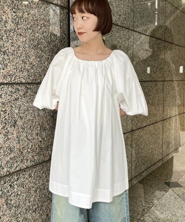 多田 日奈子さんの「BEAMS WOMEN｜5ポケット クウォーターレングス ワイドデニム」を使ったコーディネート