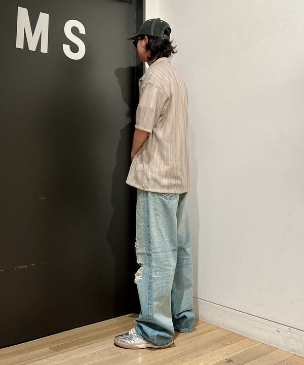 関澤 佑樹さんの「BEAMS WOMEN｜メッシュ オープンカラーシャツ」を使ったコーディネート