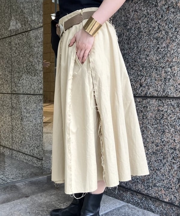 多田 日奈子さんの「BEAMS WOMEN｜AURALEE / ORGANIC SOFT RIB TEE」を使ったコーディネート
