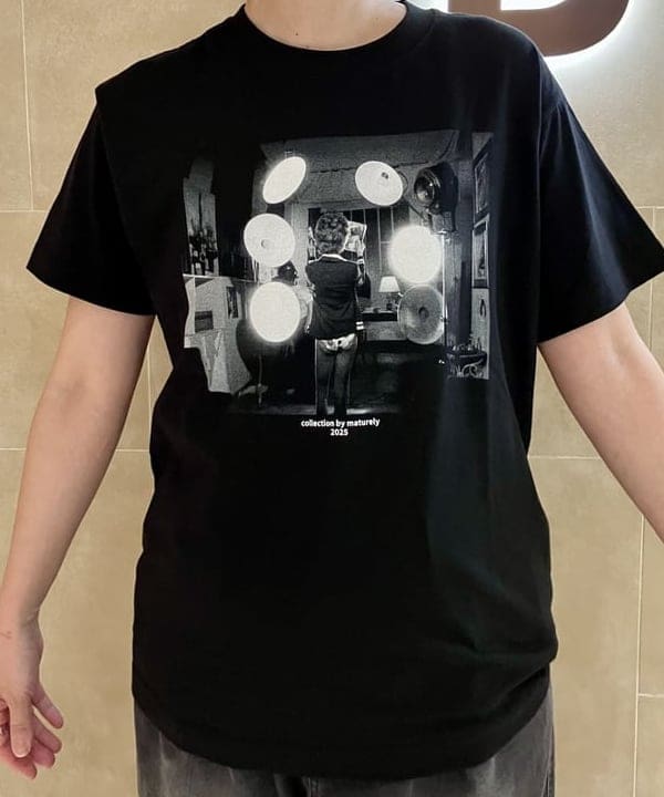 すぎやま えみさんの「maturely / ジャン=リュック・ゴダール プリント Tシャツ」を使ったコーディネート