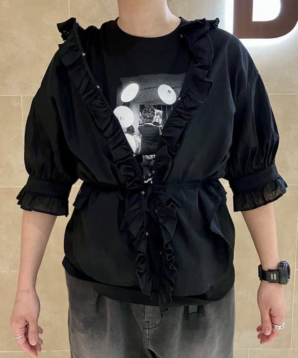 すぎやま えみさんの「maturely / ジャン=リュック・ゴダール プリント Tシャツ」を使ったコーディネート