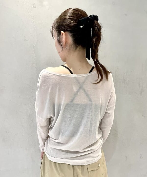 カタヤマ アヤさんの「BEAMS WOMEN｜maturely / カシュクール ストラップ ロング スリーブ」を使ったコーディネート