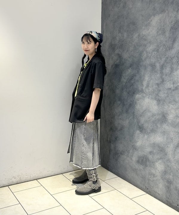 SAEさんの「BEAMS WOMEN｜4ボタン ダブル ハーフスリーブ ジャケット」を使ったコーディネート