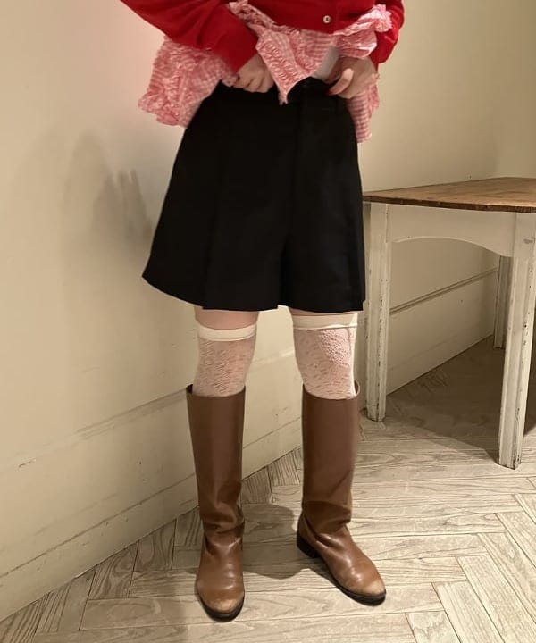 渡邊 舞さんの「BEAMS WOMEN｜1タック ショート パンツ」を使ったコーディネート