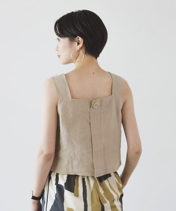 SANOさんの「BEAMS WOMEN｜リネン ビスチェ .M」を使ったコーディネート