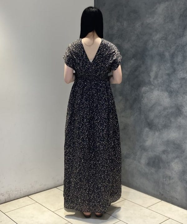 OSUMIさんの「BEAMS WOMEN｜MARIHA / 別注 夏の光 プリント ワンピース」を使ったコーディネート