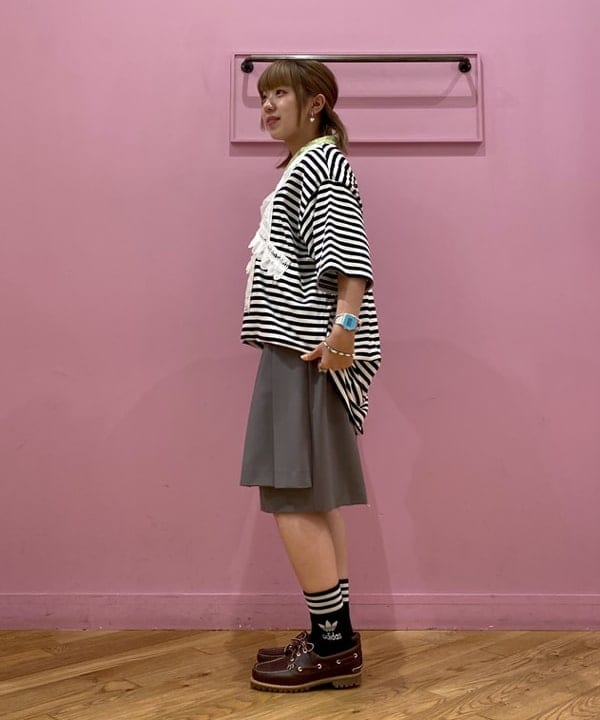 榎本 葵さんの「BEAMS WOMEN｜レース クロップド シャツ」を使ったコーディネート