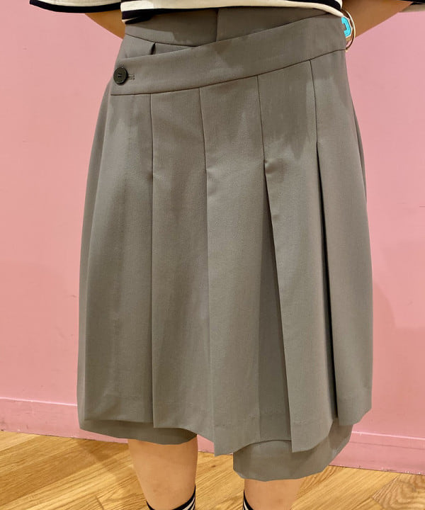 榎本 葵さんの「BEAMS WOMEN｜レース クロップド シャツ」を使ったコーディネート