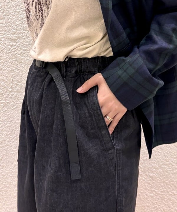 かわい みづきさんの「BEAMS BOY / ポリエステル ウール 3ボタン ブレザー」を使ったコーディネート