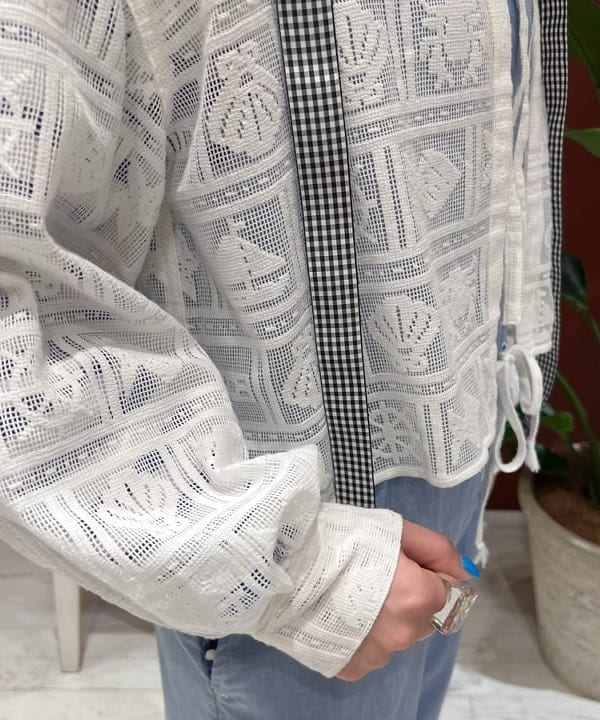 エノモト アミさんの「BEAMS WOMEN｜ボーイ マリン レース シャツ」を使ったコーディネート