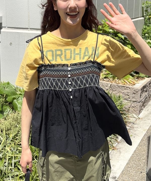 み　う　ちさんの「BEAMS WOMEN｜シャーリング キャミソール」を使ったコーディネート