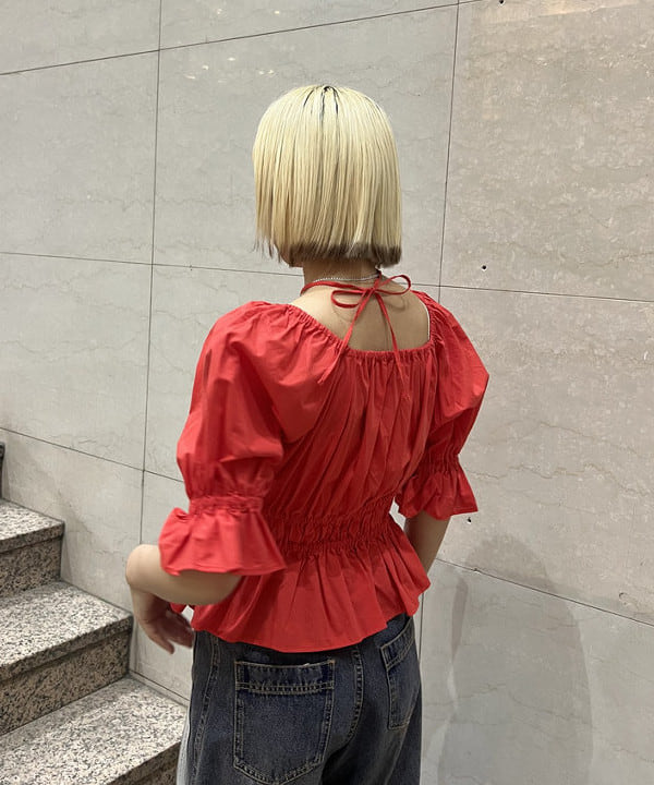 あさひさんの「BEAMS WOMEN｜ギャザー ホルターネック パフスリーブ ブラウス」を使ったコーディネート