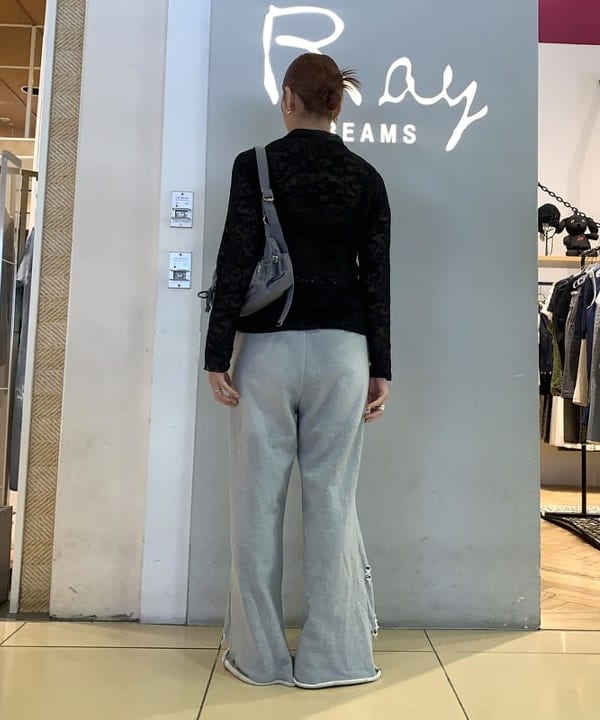 れいなさんの「BEAMS WOMEN｜ダメージ スウェット パンツ」を使ったコーディネート