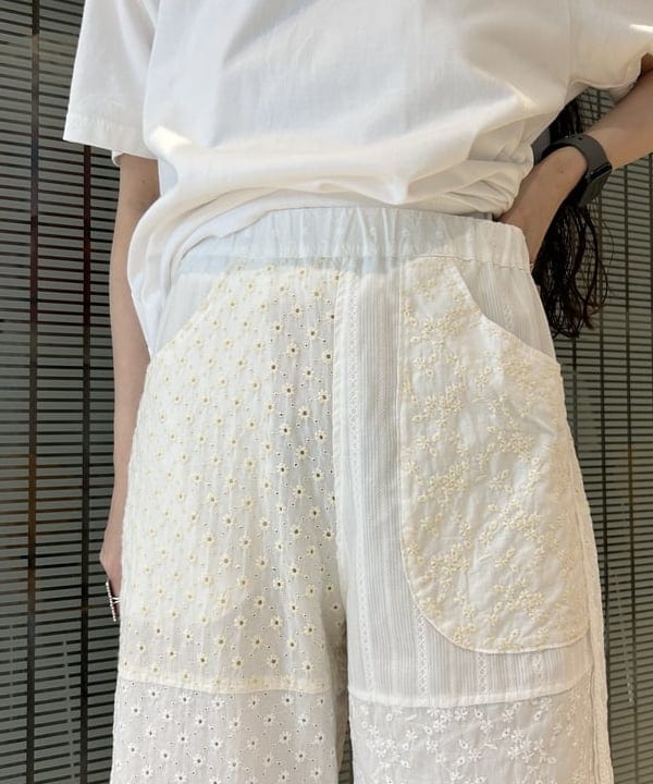 清水 彩乃さんの「BEAMS WOMEN｜【別注】G.H.Bass / スエード ローファー」を使ったコーディネート