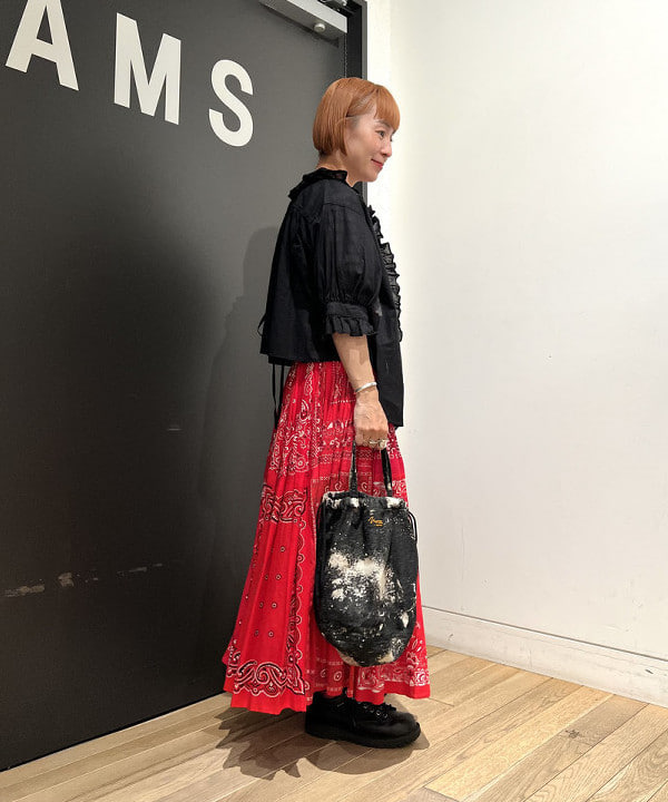 吉田 奈央さんの「BEAMS WOMEN｜コットン リネン フリル ギャザー ショートスリーブ」を使ったコーディネート