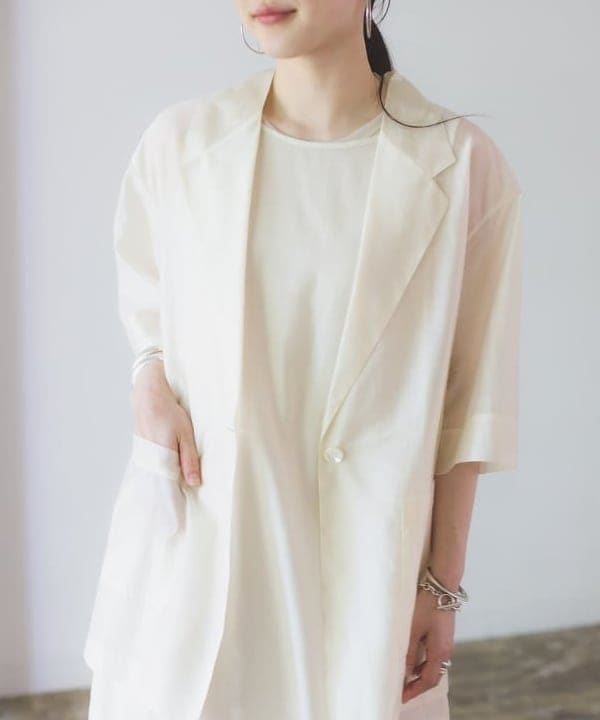 Ichika Hondaさんの「BEAMS WOMEN｜シアー オーバー テーラージャケット」を使ったコーディネート