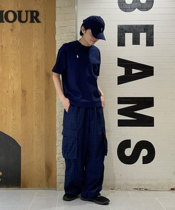 マツミヤさんの「BEAMS WOMEN｜チェック カーゴ イージーパンツ」を使ったコーディネート