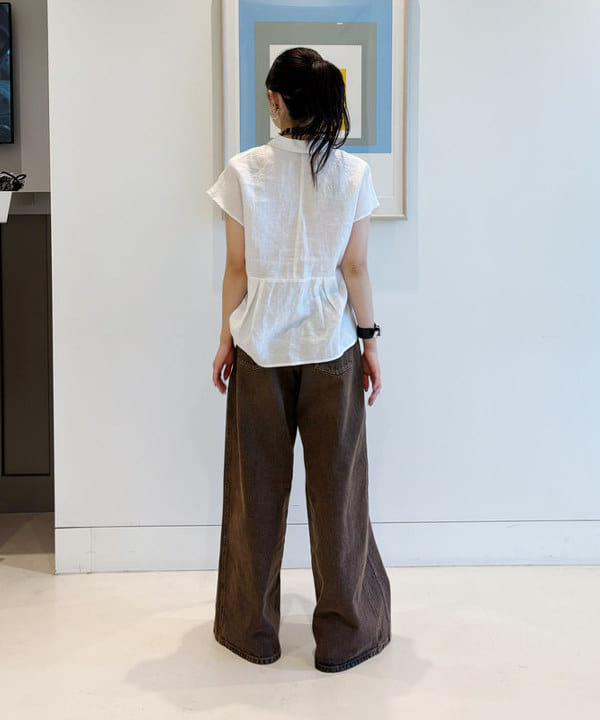 りかちょび/岸本梨佳さんの「BEAMS WOMEN｜オーバーダイ デニム パンツ」を使ったコーディネート