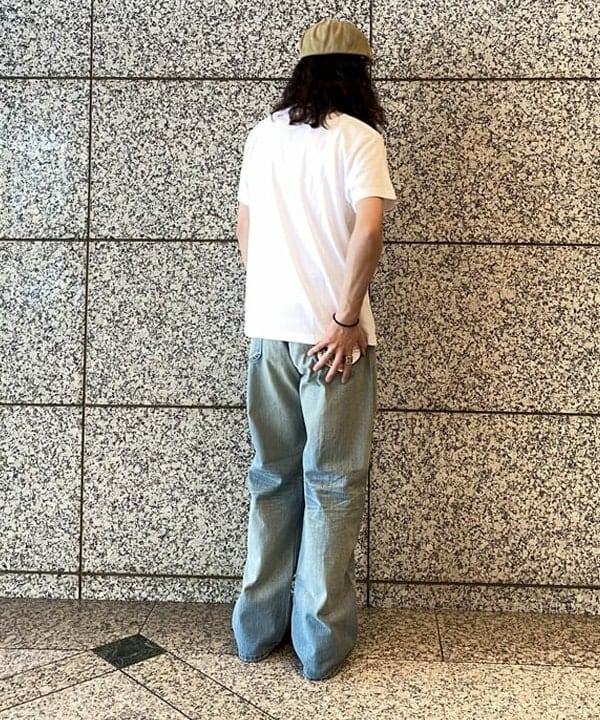 りくっしーさんの「BEAMS WOMEN｜BEAMS ロゴ Tシャツ 25SS」を使ったコーディネート