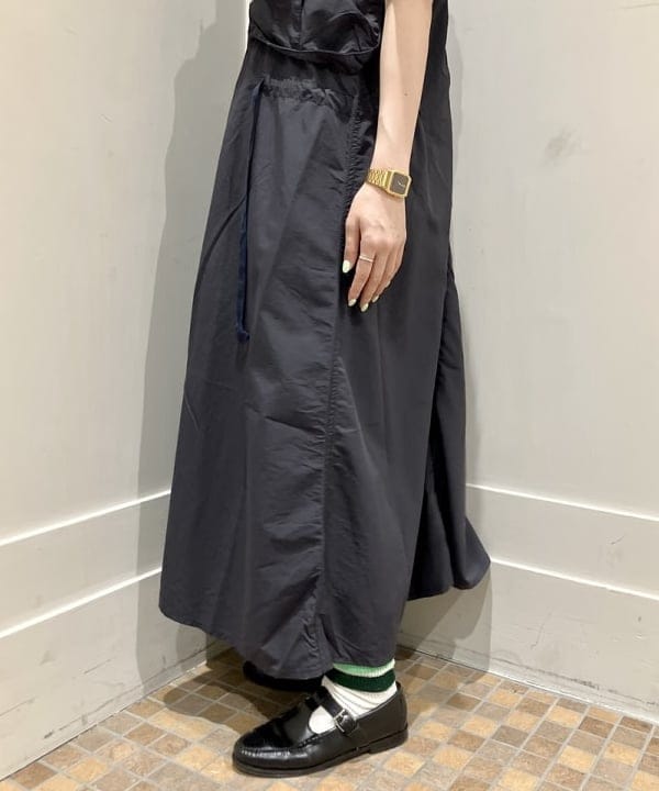 小原 もこさんの「BEAMS WOMEN｜【別注】INFIELDER DESIGN MLB ロゴ YYB トートバッグ」を使ったコーディネート