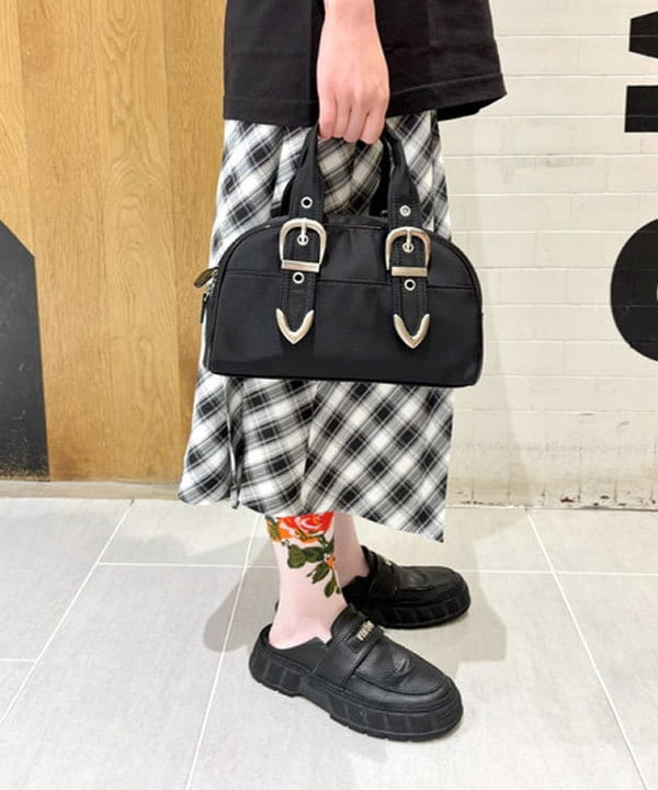 amaさんの「BEAMS WOMEN｜チェック プリーツ スカート」を使ったコーディネート