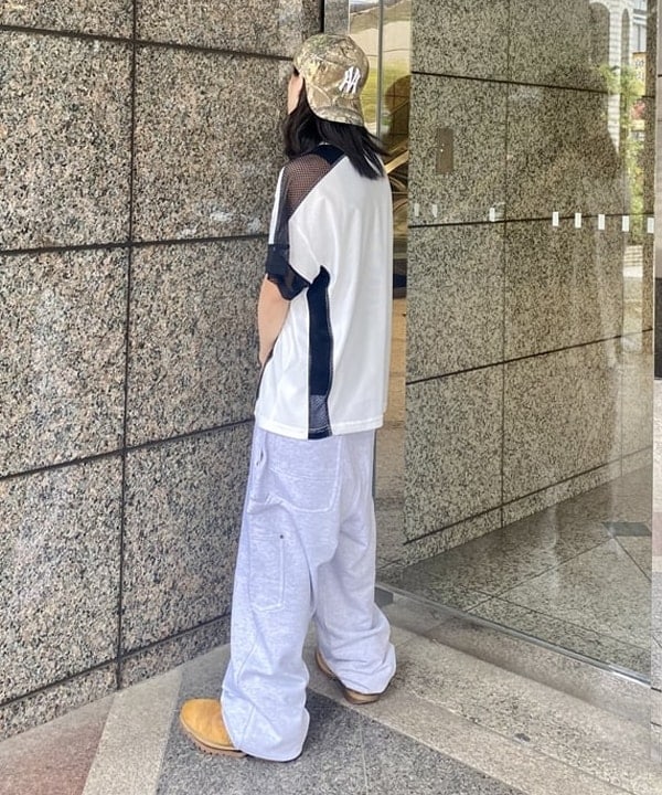 はるひむさんの「BEAMS WOMEN｜メッシュ ナンバーロゴ ビッグ Tシャツ」を使ったコーディネート