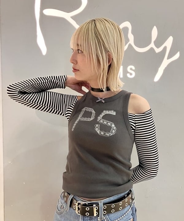 イトウミサキさんの「BEAMS WOMEN｜LEVI'S(R) / Western Icon Skirt」を使ったコーディネート
