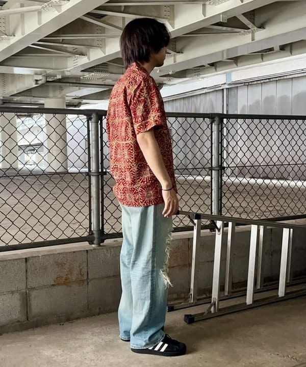 槙山 賢斗さんの「BEAMS WOMEN｜adidas / SUPERSTAR 2 BLACK」を使ったコーディネート