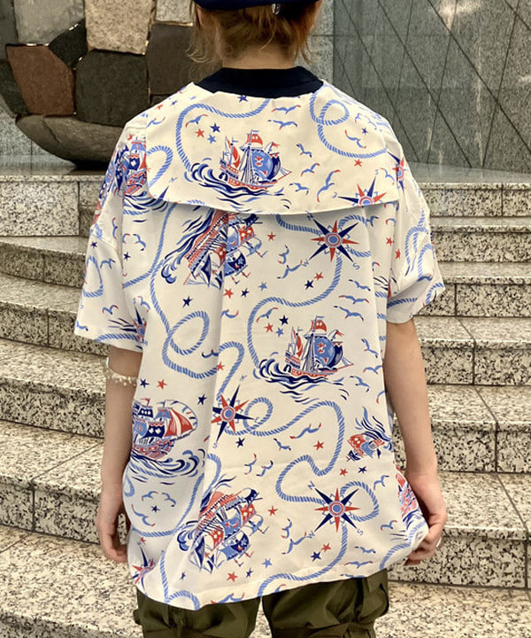 小原 もこさんの「BEAMS WOMEN｜ロゴ 刺繍 ベレー帽」を使ったコーディネート