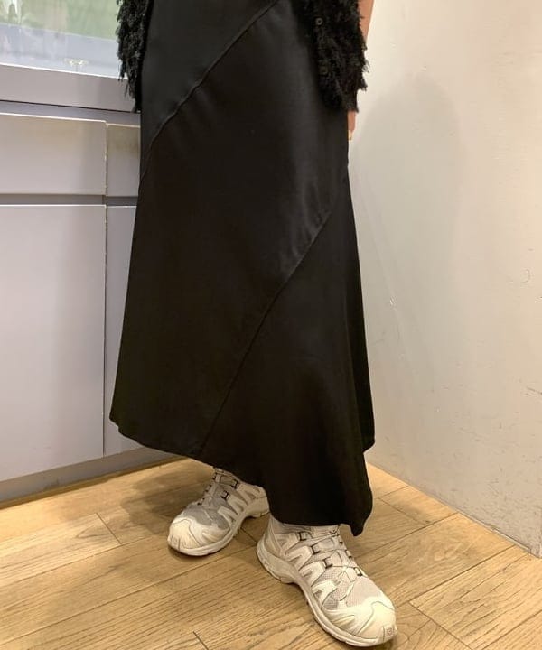 れいなさんの「BEAMS WOMEN｜フリンジ 2WAY ジレ ブラウス」を使ったコーディネート