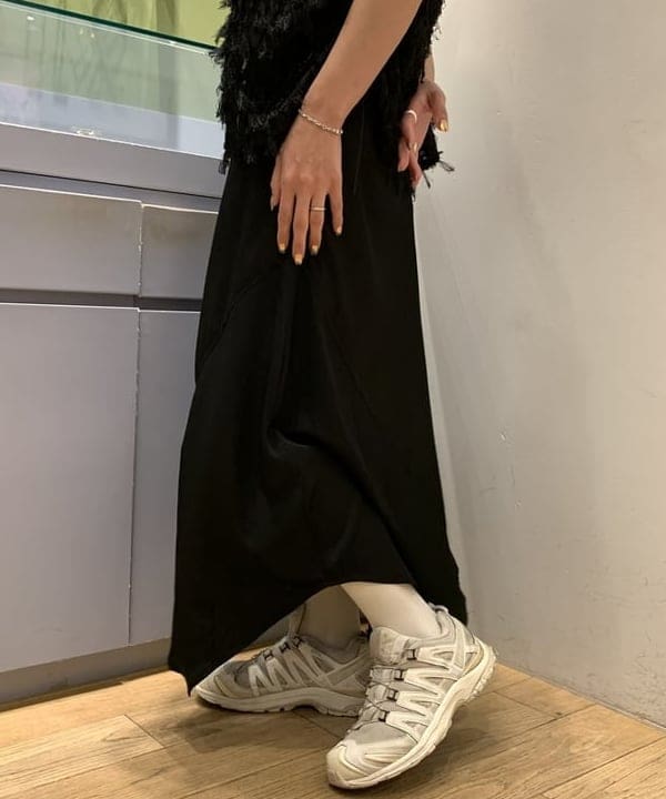 れいなさんの「BEAMS WOMEN｜フリンジ 2WAY ジレ ブラウス」を使ったコーディネート
