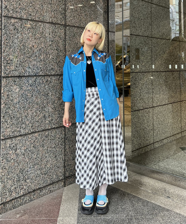 あさひさんの「BEAMS WOMEN｜RBS / ベロア カップ付きタンクトップ」を使ったコーディネート