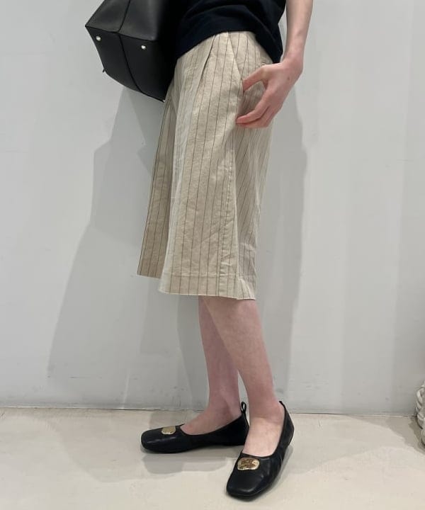 神坂 莉子さんの「BEAMS WOMEN｜ステンレス ボリューム イヤーカフ」を使ったコーディネート