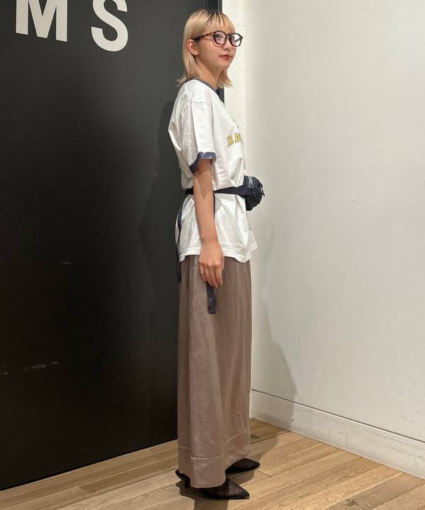 佐藤 亜美さんの「BEAMS WOMEN｜【別注】BOW WOW / RINGER T-shirt」を使ったコーディネート