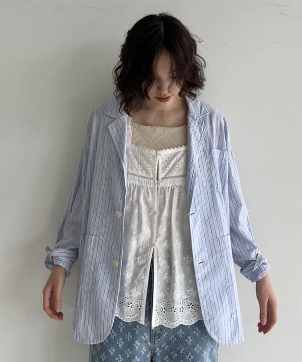 神坂 莉子さんの「BEAMS WOMEN｜ストライプ チェック ビッグ ジャケット」を使ったコーディネート