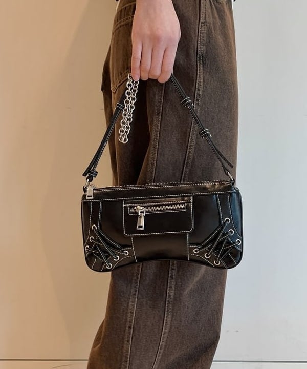 神坂 莉子さんの「BEAMS WOMEN｜レース アップ ミニ バッグ」を使ったコーディネート