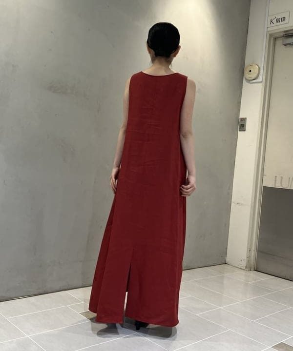 野村 美紅さんの「BEAMS WOMEN｜レザーミュール .M」を使ったコーディネート