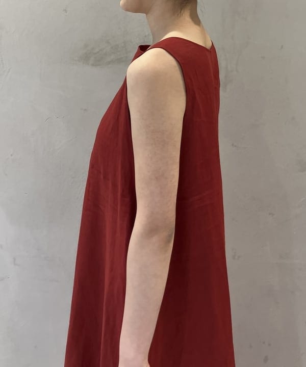 野村 美紅さんの「BEAMS WOMEN｜レザーミュール .M」を使ったコーディネート