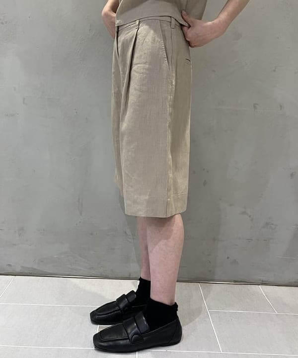 野村 美紅さんの「BEAMS WOMEN｜リネン ビスチェ .M」を使ったコーディネート