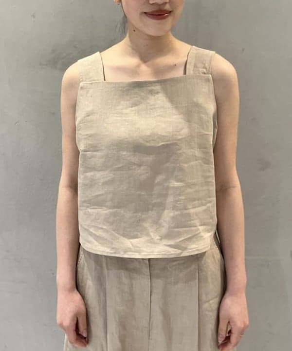 野村 美紅さんの「BEAMS WOMEN｜リネン ビスチェ .M」を使ったコーディネート