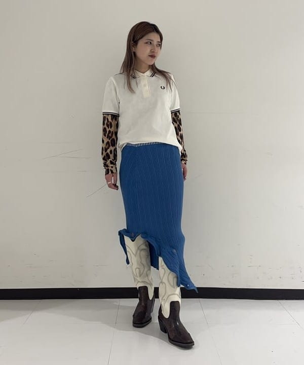 シオンさんの「BEAMS WOMEN｜【別注】FRED PERRY / G3600」を使ったコーディネート
