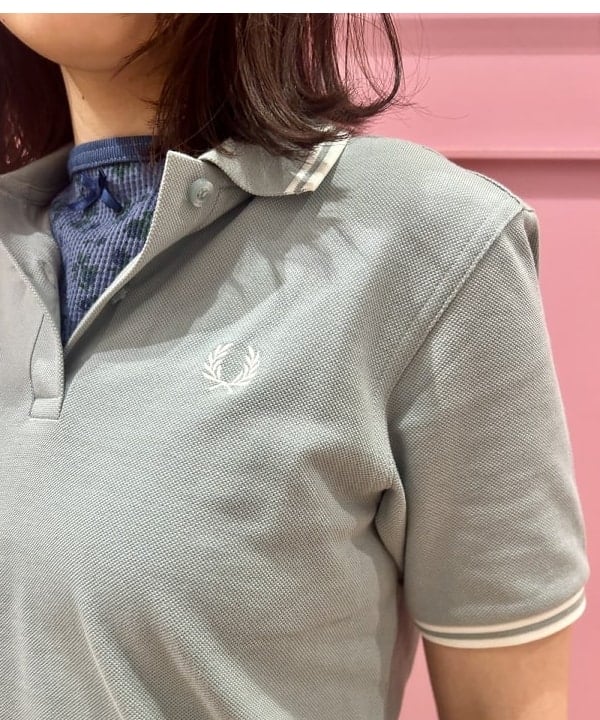 リズさんの「BEAMS WOMEN｜フラワー サーマル ノースリーブ」を使ったコーディネート