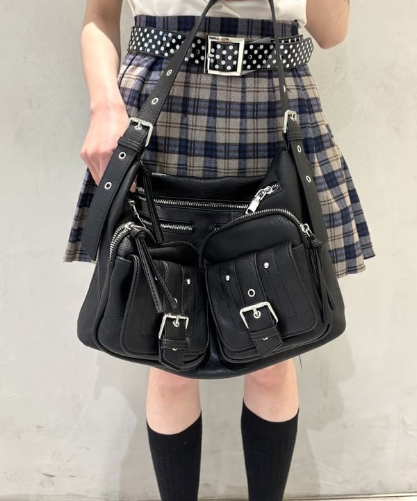 amaさんの「BEAMS WOMEN｜Wポケット バッグ」を使ったコーディネート