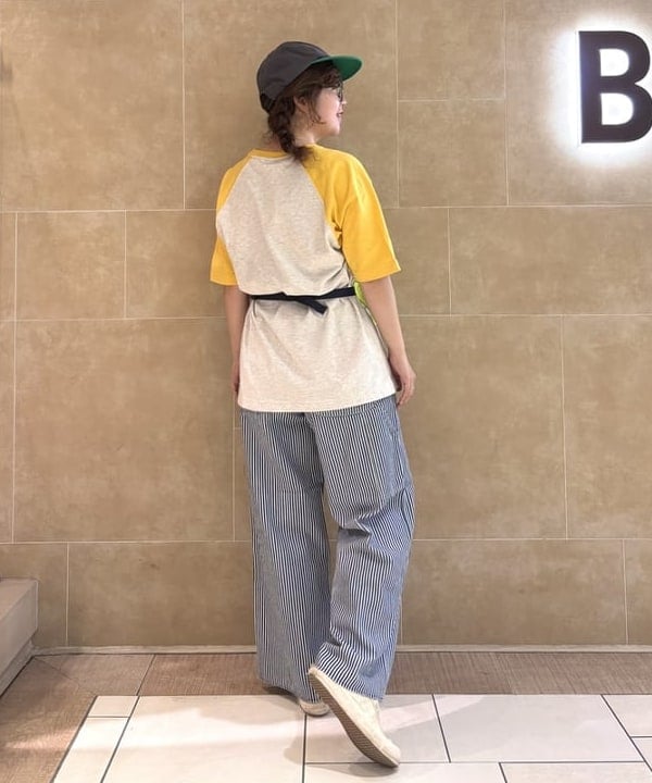 かわい みづきさんの「【別注】Champion / プリント ラグラン Tシャツ」を使ったコーディネート