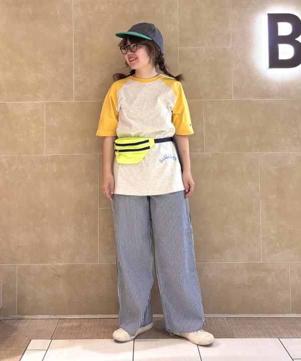 かわい みづきさんの「【別注】Champion / プリント ラグラン Tシャツ」を使ったコーディネート