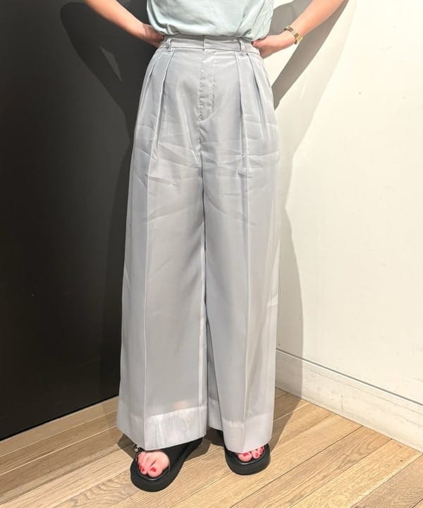 sakuraさんの「BEAMS WOMEN｜CAMINANDO / スライドバックル サンダル	」を使ったコーディネート